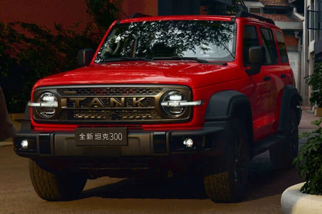 GWM Tank 300 facelift – Hi4-Z PHEV variant with 200 km CLTC EV range, longer nose for bigger engines?