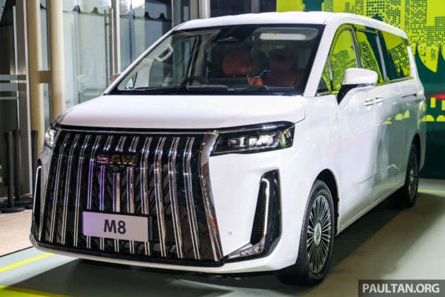 BAW M8 showcased at GIIAS 2026 – Toyota Alphard rival; EV with up to 505 km CLTC or 1,050 km 1.5T REEV