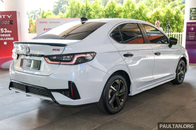 2026 Honda City facelift in Malaysia – RS petrol, e:HEV previewed; 10-inch touchscreen, 360-degree cam, BLIS