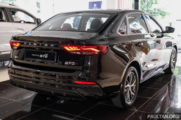 2026 Proton S70 Lite MC2 NA in Malaysia – base model with halogens, 16″ wheels, fabric seats, under RM60k