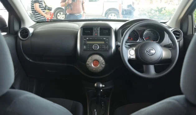 Almera-Interior-02 Nissan Almera previewed: a short drive on a test track