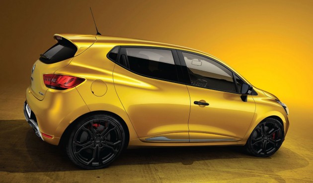 Renault Clio RS 200 Turbo: 200hp, 240Nm, dual-clutch