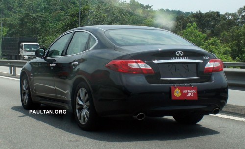 DSC04063b SPIED: Infiniti M35h Hybrid being tested by JPJ!