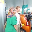 Mercedes GP F1 driver Nico Rosberg refuels lucky customers’ cars at Petronas’ 1,001st station