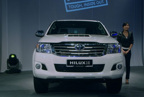 Toyota Hilux facelift launched: 5 variants, RM73k to 107k