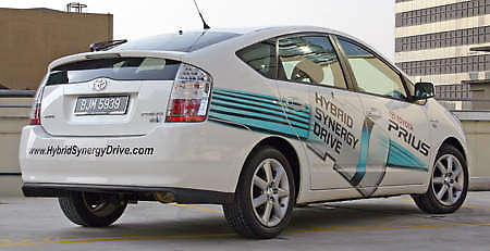 Toyota fights fire with facts in runaway Prius case