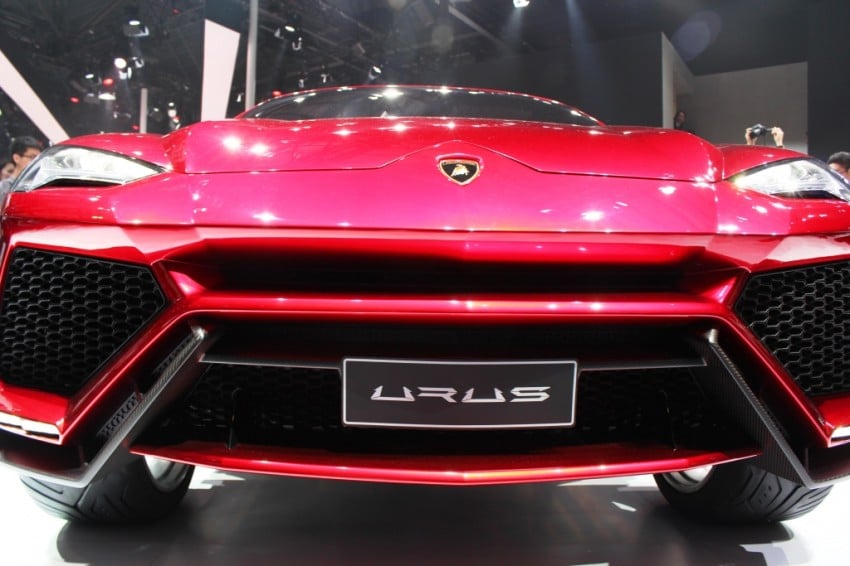 Lambo Urus concept SUV makes world debut in Beijing 102455