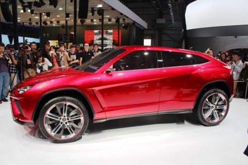 Lambo Urus concept SUV makes world debut in Beijing