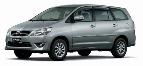 Innova 2.0G Exterior Front view 2011 Toyota Innova gets updated looks in Malaysia