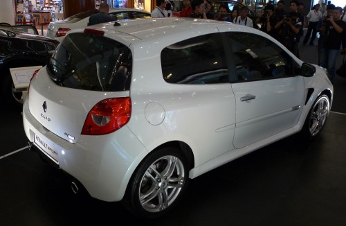 P1070724b Renault Clio RS 200 Cup – Angel & Demon edition, RM199k