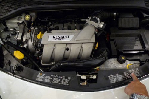 P1070746b Renault Clio RS 200 Cup – Angel & Demon edition, RM199k