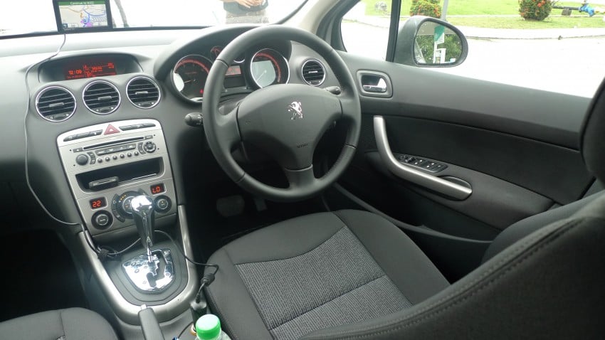 DRIVEN: Peugeot 408 Turbo and 408 2.0 113266