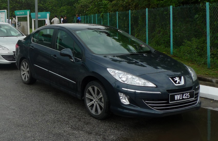 DRIVEN: Peugeot 408 Turbo and 408 2.0 113284