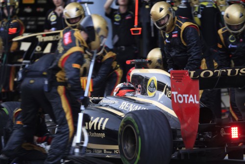 Race-Day-2 Lotus F1 Team: Kimi secures 5th, Romain gets another DNF