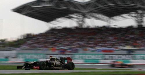 Race-Day-7 Lotus F1 Team: Kimi secures 5th, Romain gets another DNF