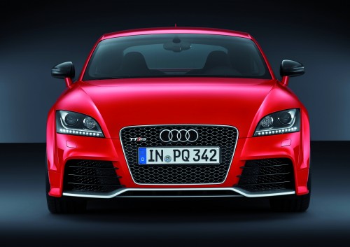 Audi TT RS plus/Standaufnahme Audi TT RS Plus: 5-cylinder turbo with more power!