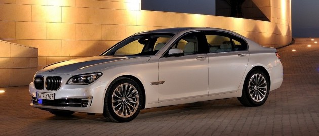 BMW 750d XDRIVE 2012 BMW 7-Series LCI gets updated inside and out