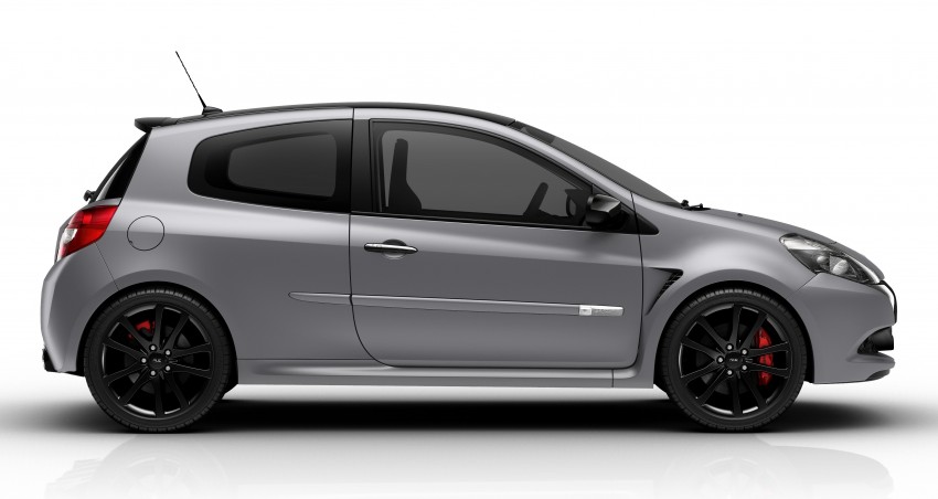 Renault Clio R.S “Ange & Démon” rolls in – RM199k 111085
