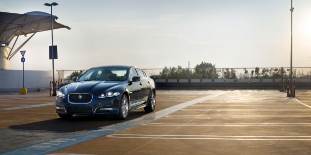 Jaguar XJ and XF gets new toys for MY2013
