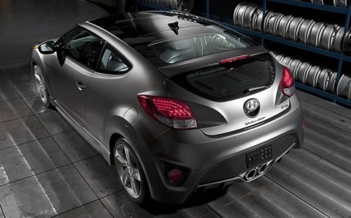 image80009_b Hyundai Veloster Turbo sports it up with 201hp and 264Nm