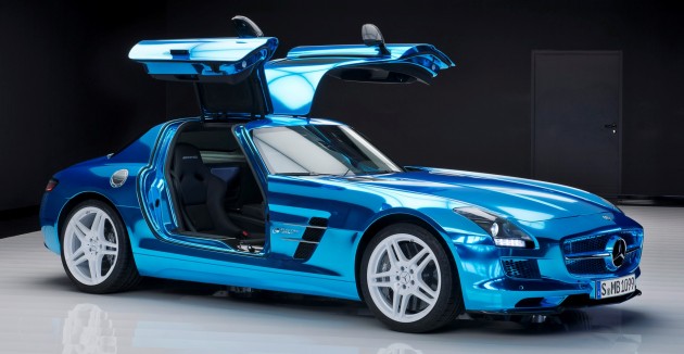 m Mercedes-Benz SLS AMG Electric Drive shown in Paris: world’s most powerful production EV