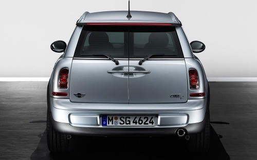 mini-clubman Reports: MINI Cargo commercial van heading to Geneva