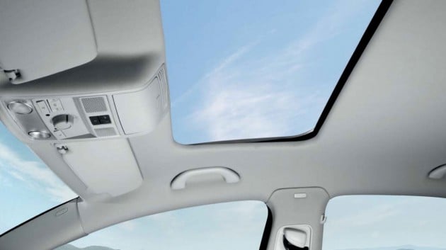 passat-sport-sunroof Volkswagen Passat Sport rolls in – 18in rims, sunroof, 12-way electric seats, sports suspension, RM190k