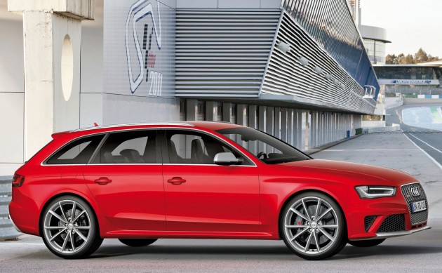 rs4-08 Audi RS4 Avant – a 450 hp wagon wet dream