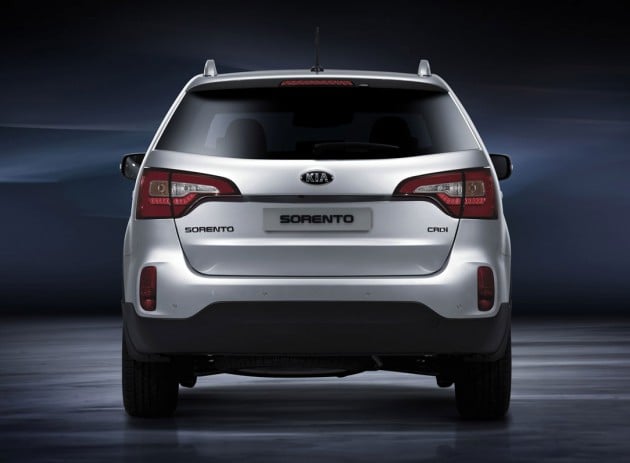 Kia Sorento SUV facelifted, interior upgraded