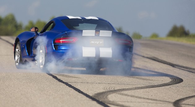2013 SRT Viper: more photos, prices released