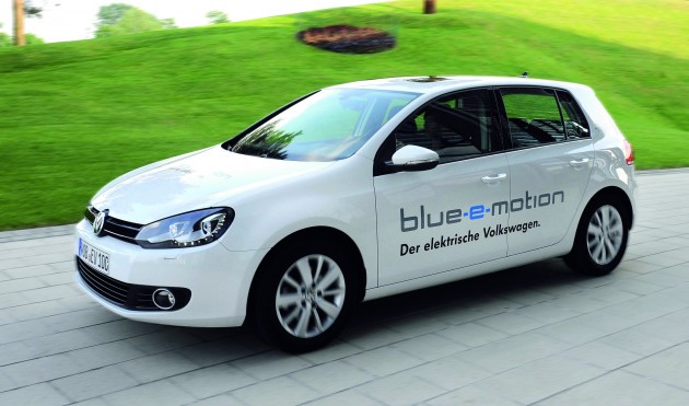 volkswagen-golf-blue-e-motion-08 Electric Volkswagen Golf Blue-E-Motion prototype – a preview test drive in Wolfsburg, Germany