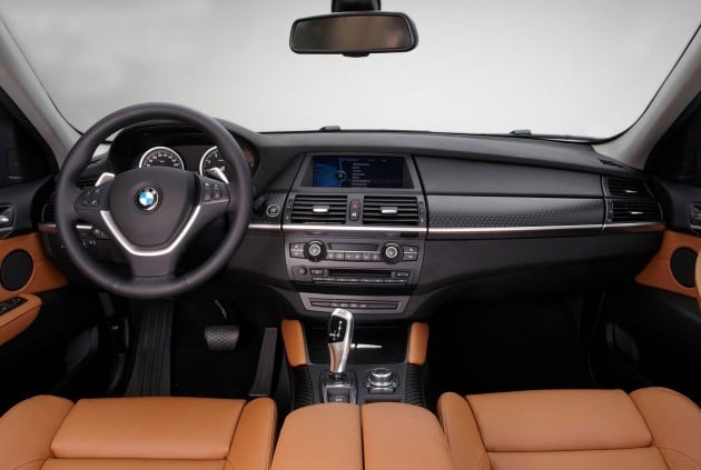 Facelifted BMW X6 xDrive35i rolls in – RM698,800