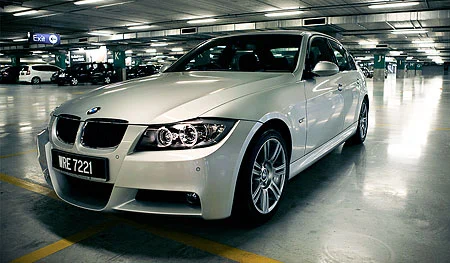 BMW 320i Sports
