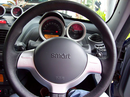 roadster_interior.jpg