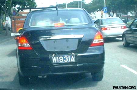 nissan-latio-sedan-spyshot-jalan-kepong.jpg