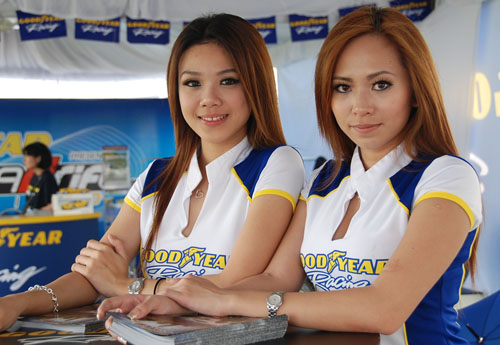 Daigo Saito wins Formula Drift Malaysia as locals falter, Tengku Djan is the 2010 Formula Drift Asia champion!