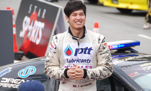 Daigo Saito wins Formula Drift Malaysia as locals falter, Tengku Djan is the 2010 Formula Drift Asia champion!