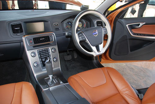 Second Generation Volvo S60 2.0T Test Drive Review