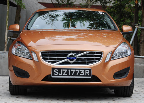 Second Generation Volvo S60 2.0T Test Drive Review