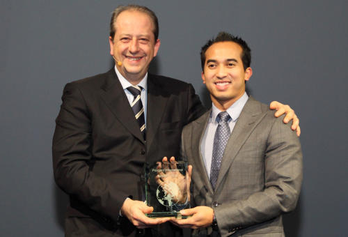 nasim win Nasim picks up award from Automobiles Peugeot