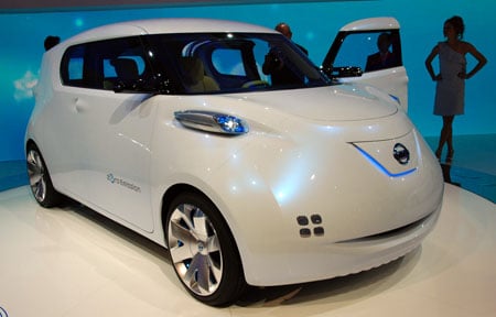 Paris 2010: Nissan Townpod – Tokyo refugee found in Paris