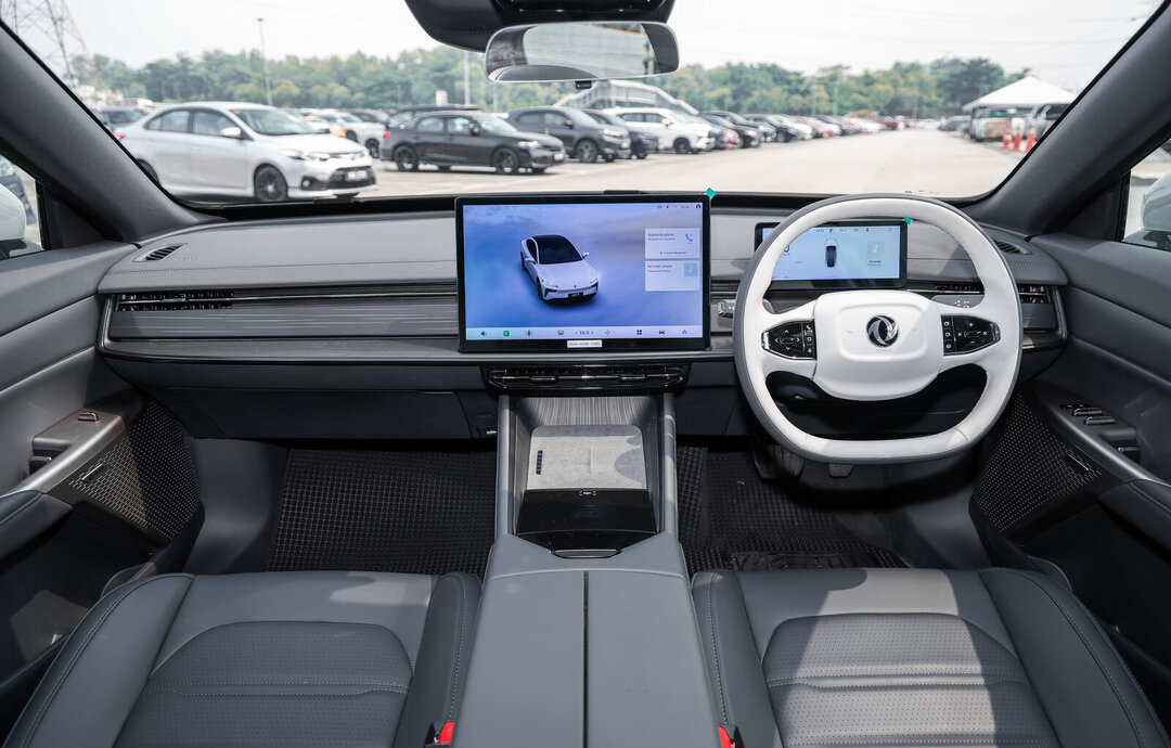2026 DONGFENG 007 PREMIUM AT — photo 7